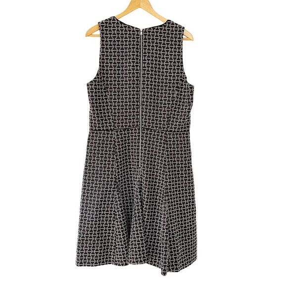 Banana Republic Black & White Geometric Print Fit & Flare Dress - Picture 2 of 8